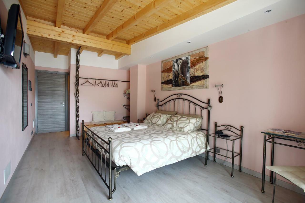 B&B La Vecchia Tipografia - Lago D'Idro Ponte Caffaro Esterno foto